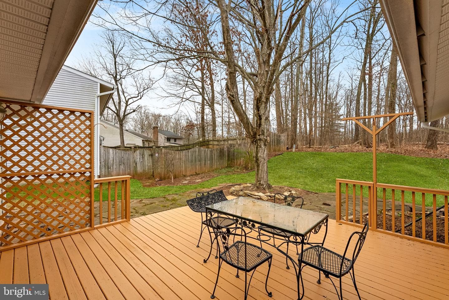 103 E Meadowland Lane photo 41