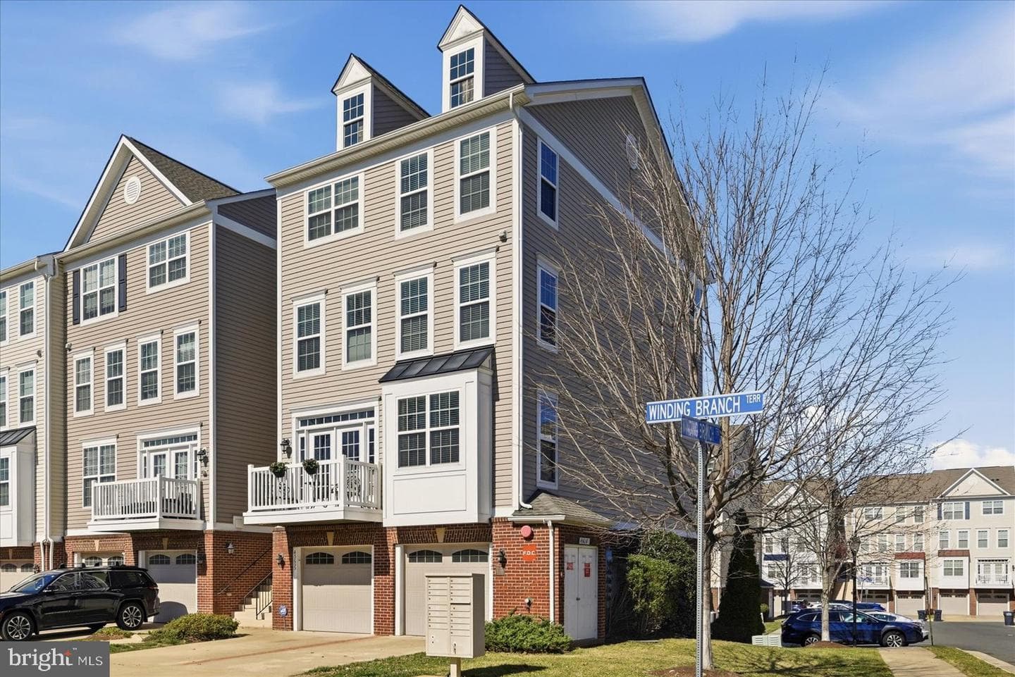 45655 Winding Branch Terrace photo 2