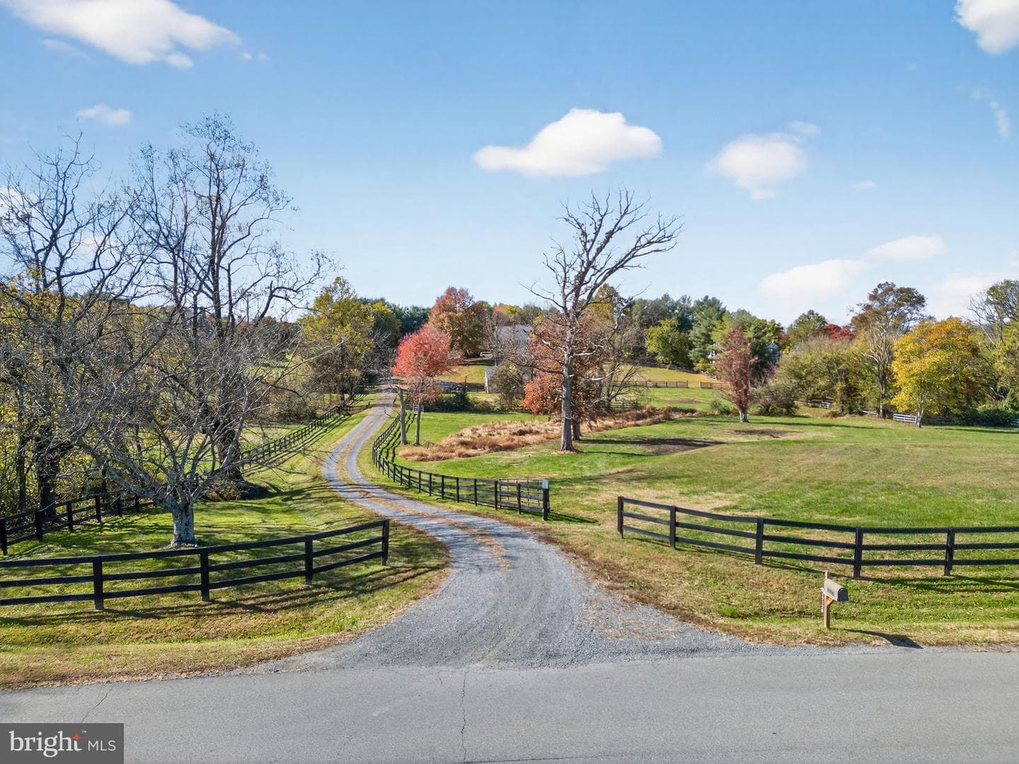 17130 Quail Creek Circle photo 3
