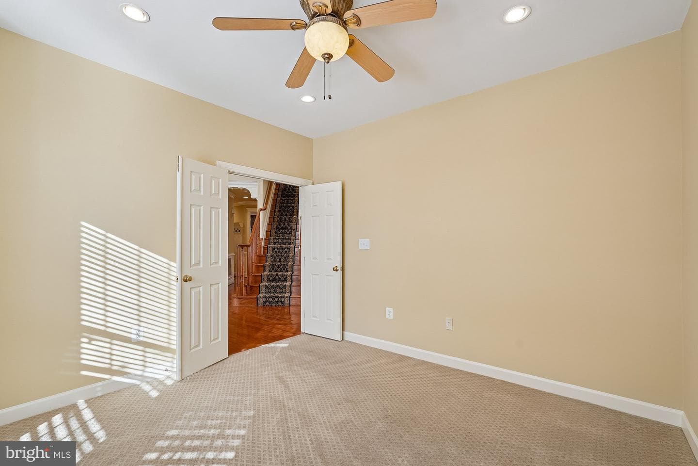 25730 S S Village Drive photo 31