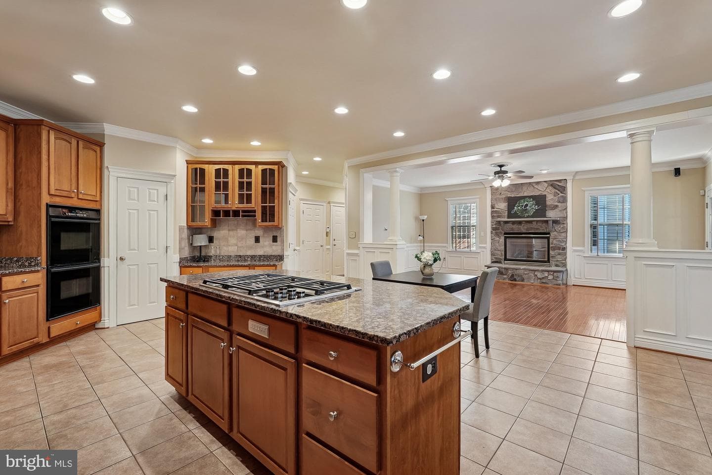 25730 S S Village Drive photo 9