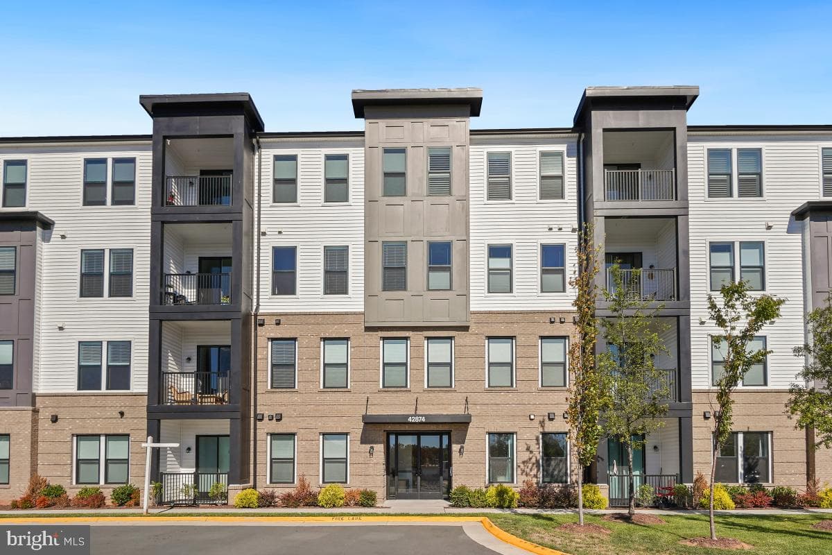 42874 Firefly Sonata Terrace #206