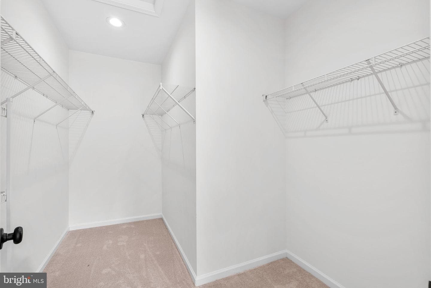 303 Dublin Square photo 22