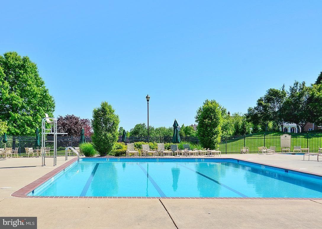 19770 Willowdale Place photo 90