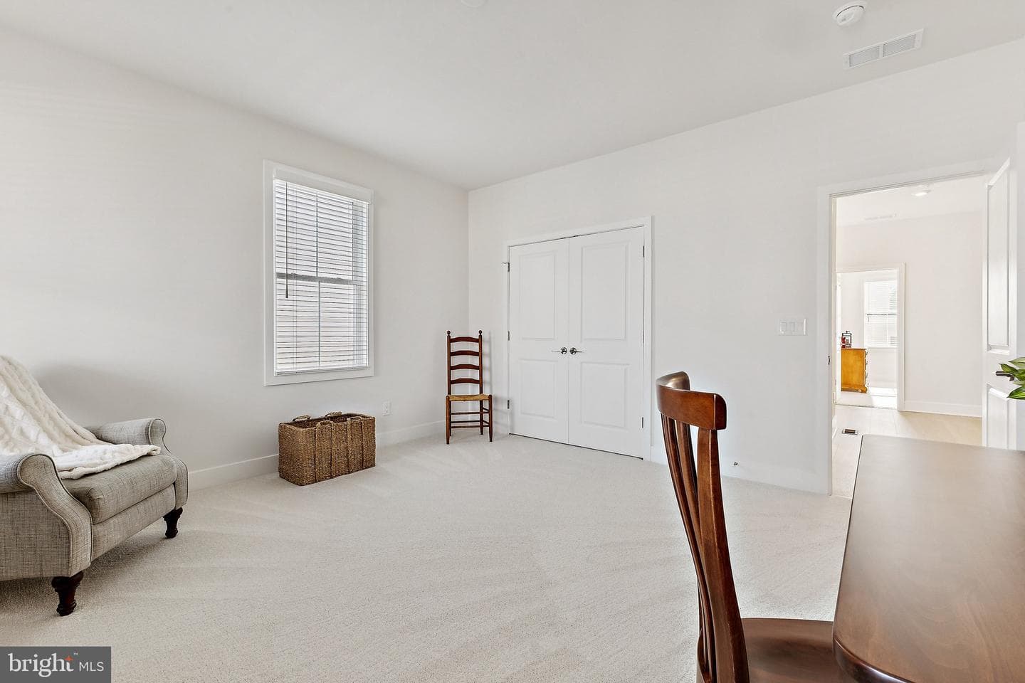 44490 Coalport Terrace photo 2