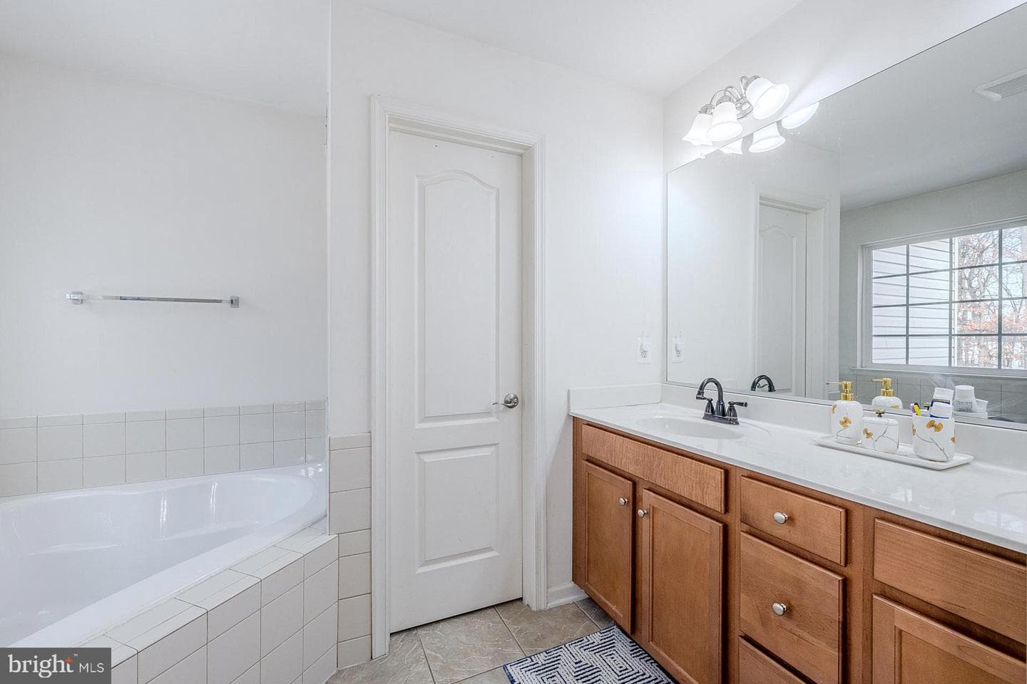 23197 Tradewind Drive photo 17