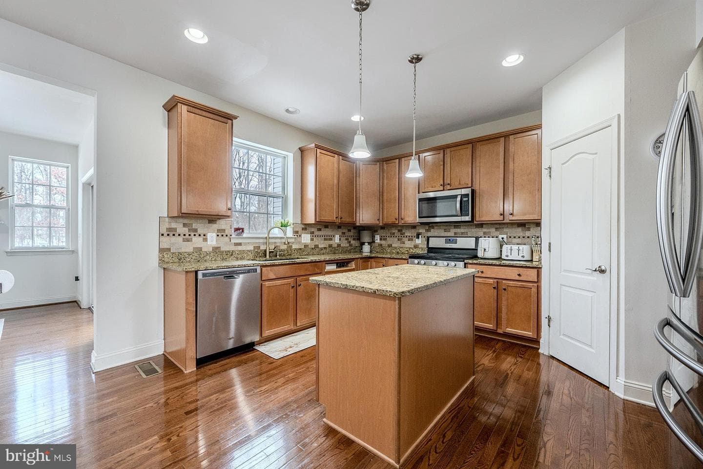 23197 Tradewind Drive photo 6
