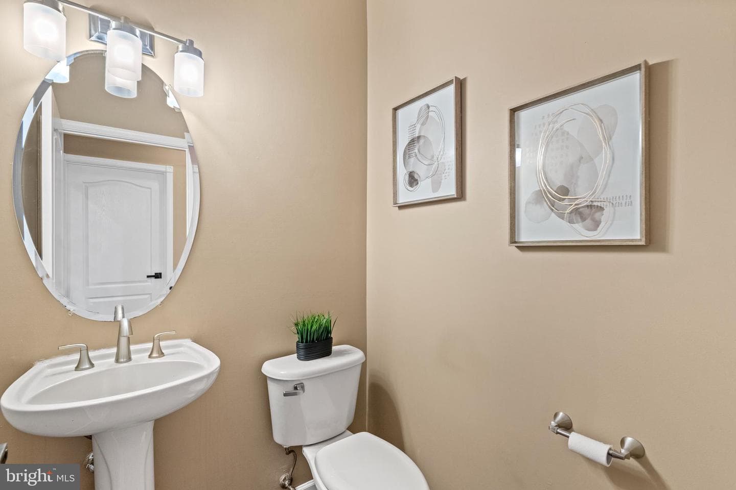 42714 Freedom Street photo 15