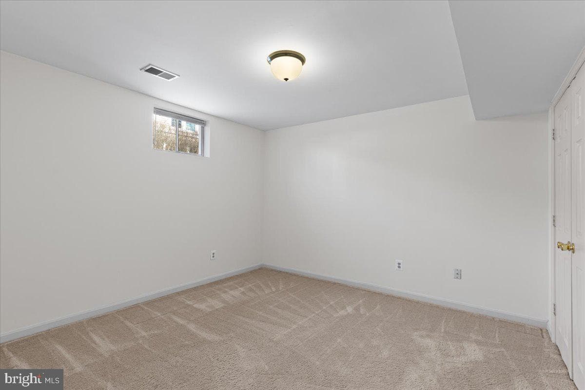 43960 Bidwell Court photo 43