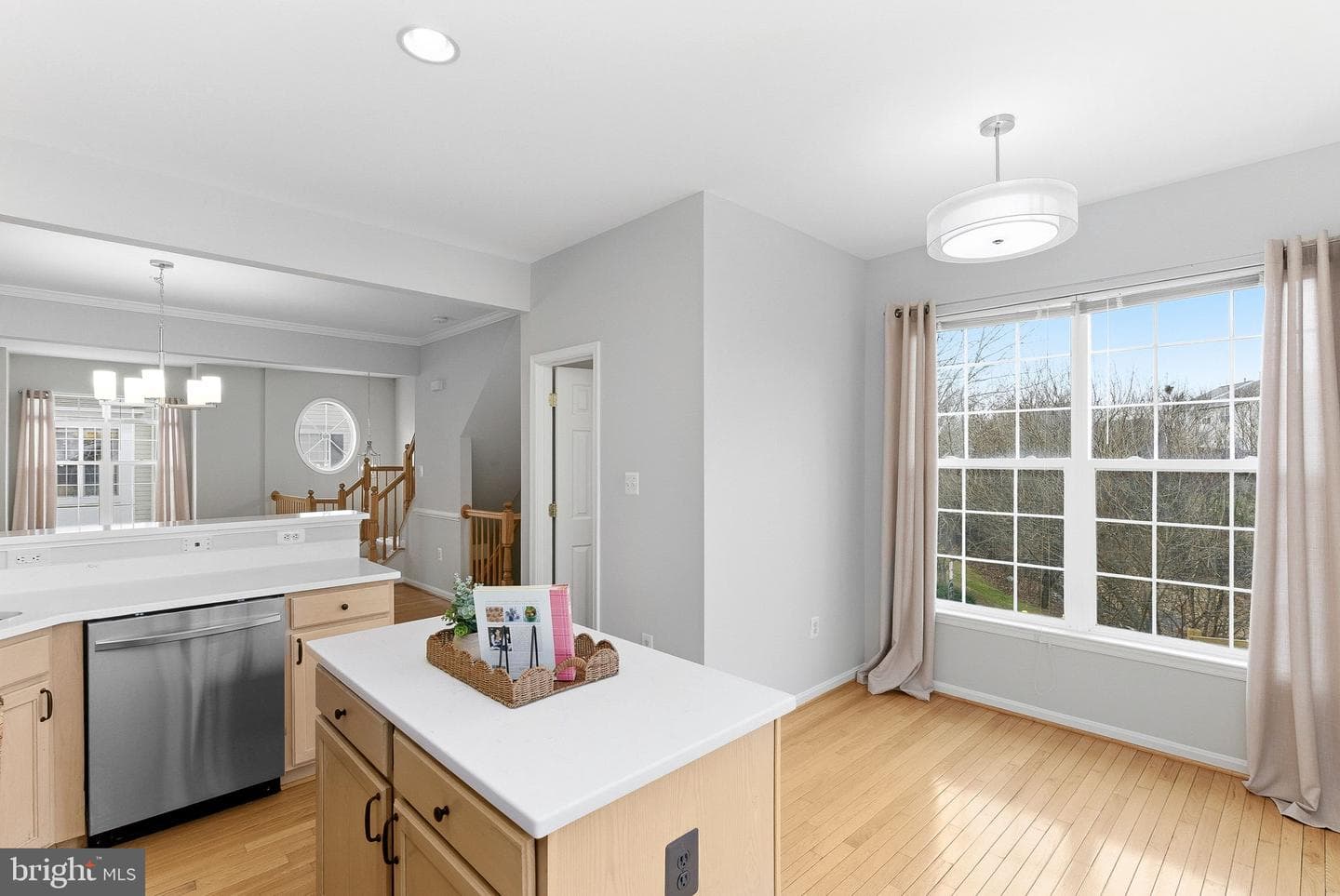 43722 Clear Lake Square photo 14