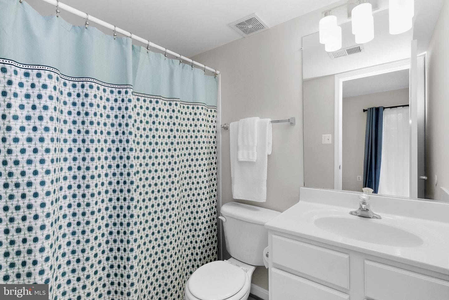 43722 Clear Lake Square photo 29