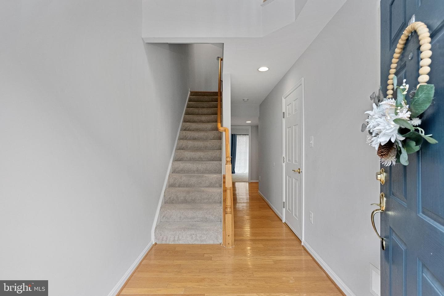 43722 Clear Lake Square photo 3