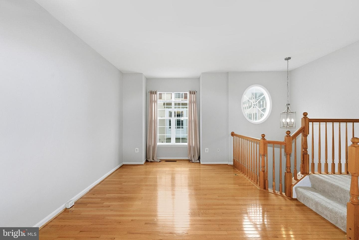 43722 Clear Lake Square photo 5