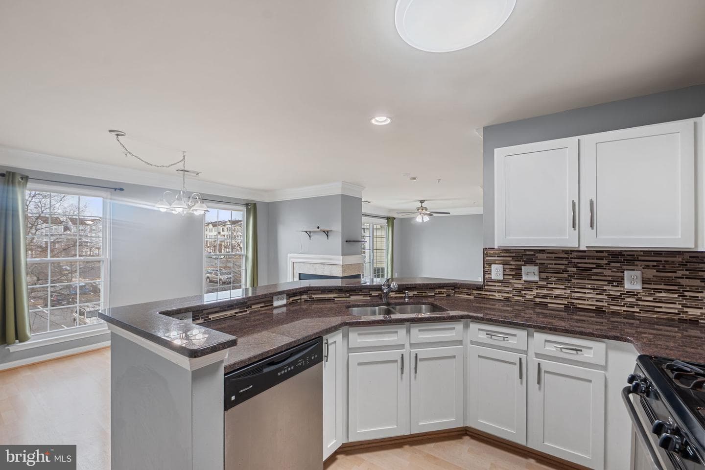 46966 Courtyard Square #301 photo 14