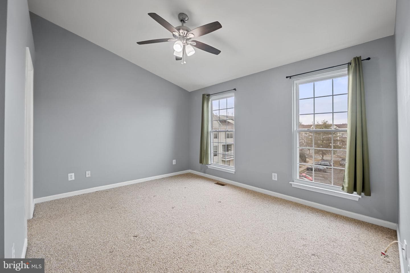 46966 Courtyard Square #301 photo 23