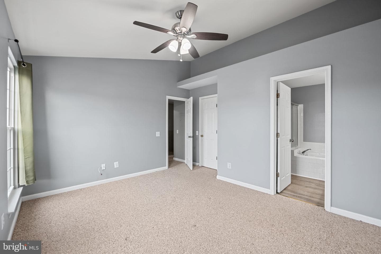 46966 Courtyard Square #301 photo 24