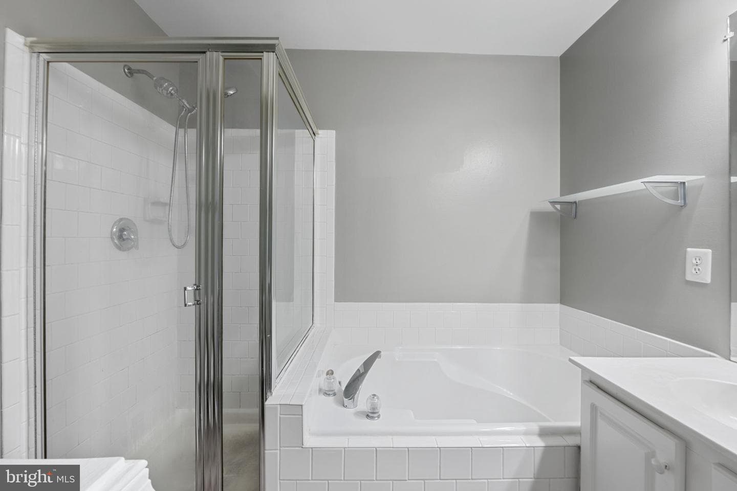 46966 Courtyard Square #301 photo 25