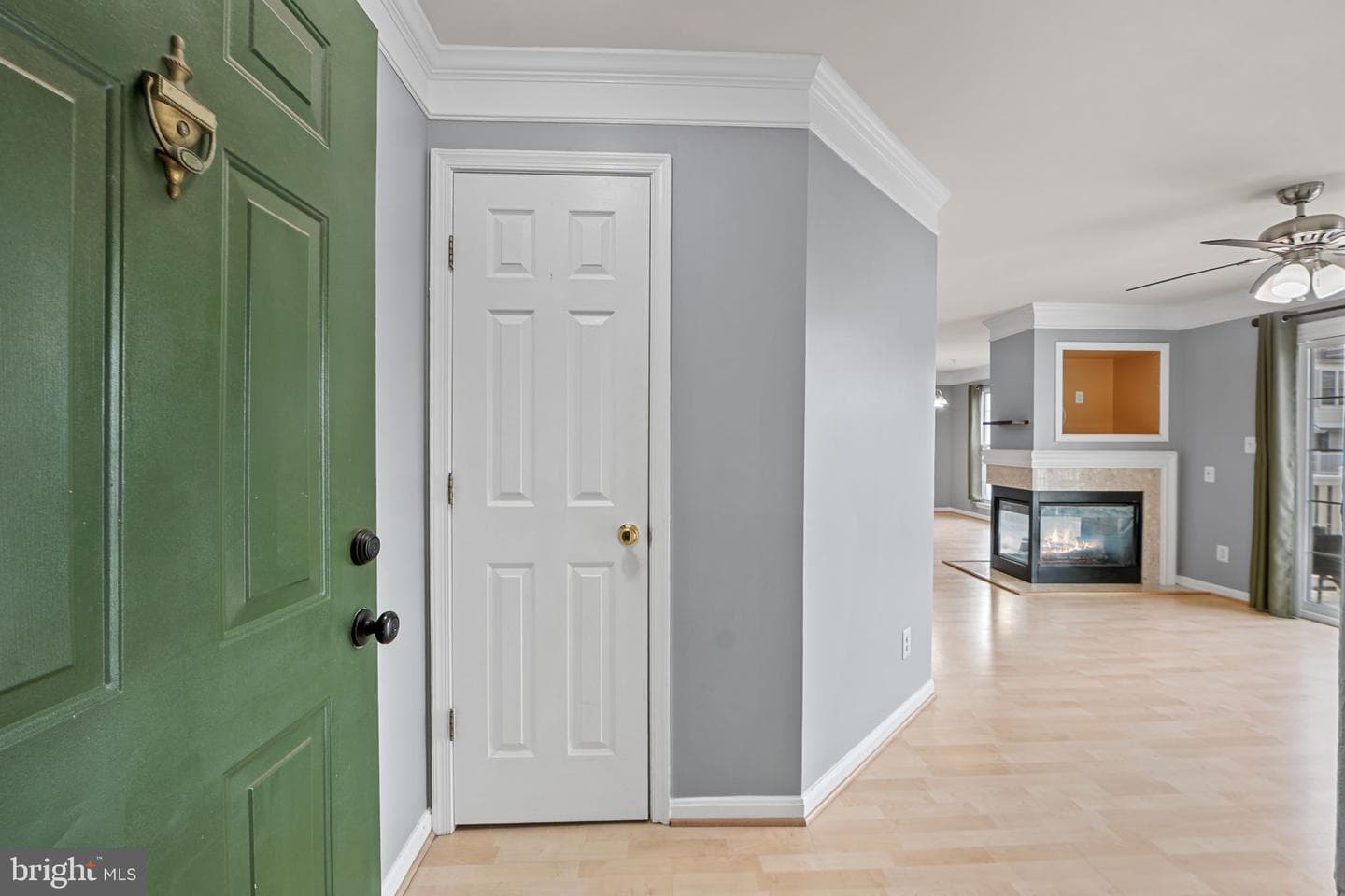 46966 Courtyard Square #301 photo 3