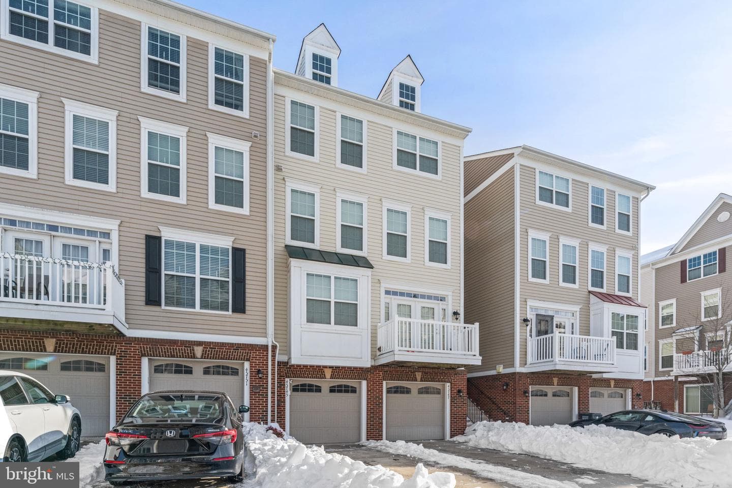 45745 Winding Branch Terrace photo 2