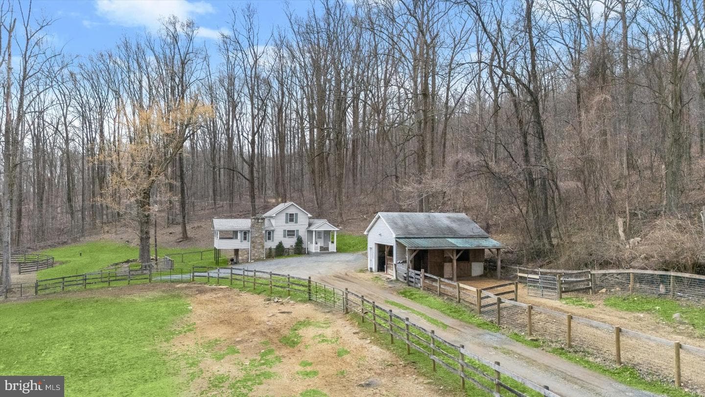 13587 Hanging Rock Lane photo 7