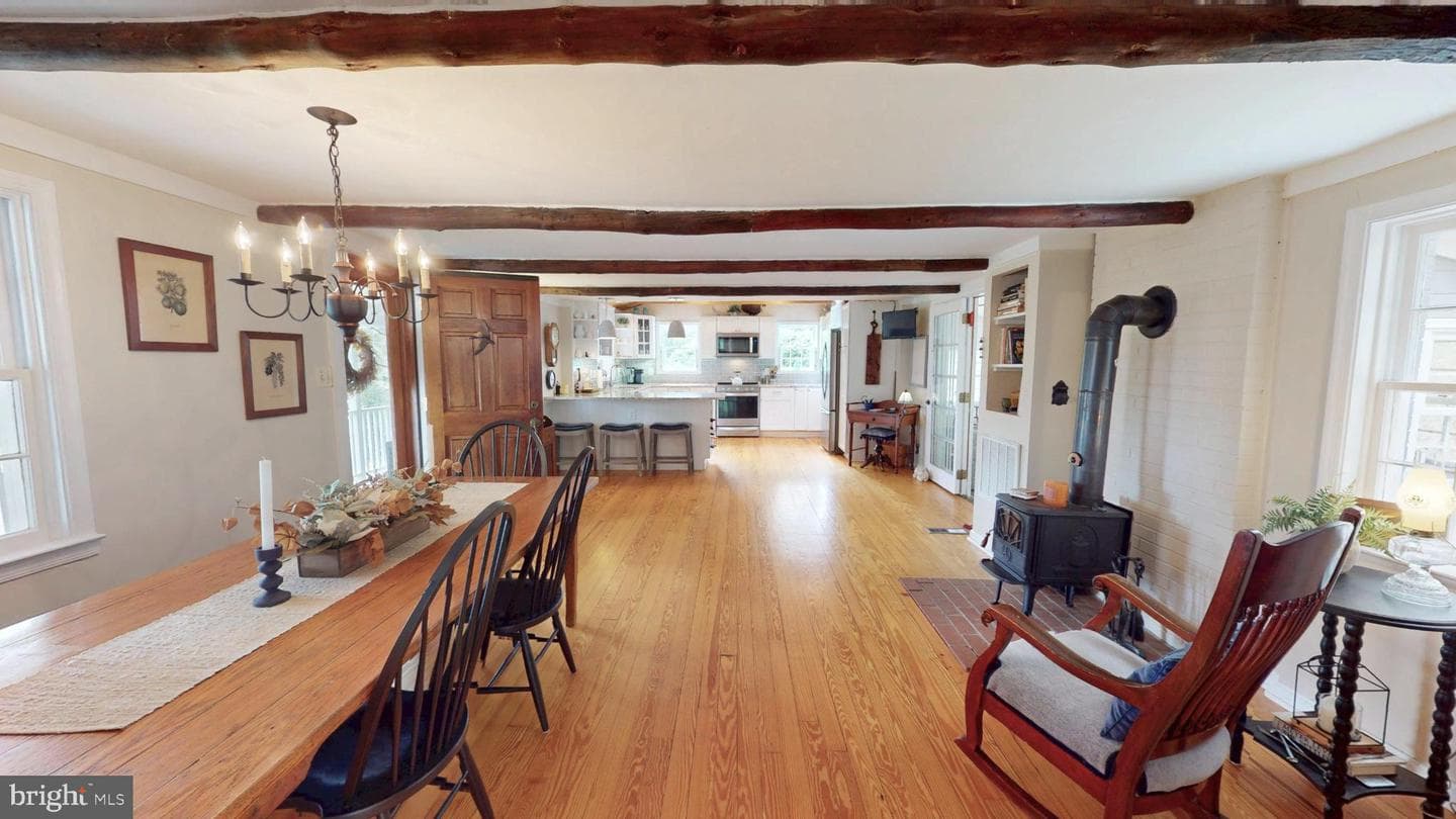 21539 Oatlands Road photo 4