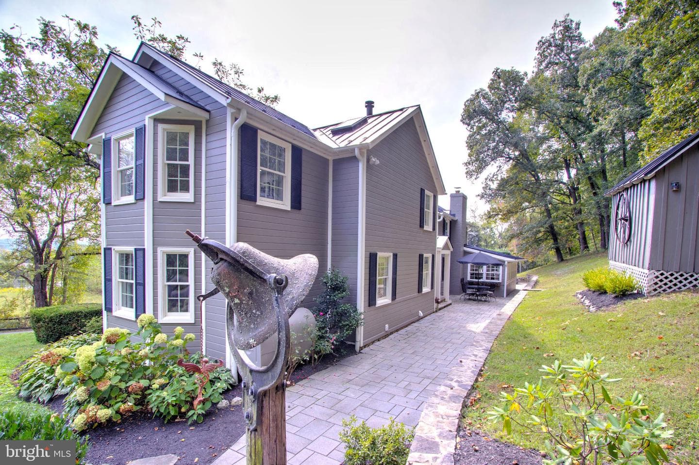 21539 Oatlands Road photo 74