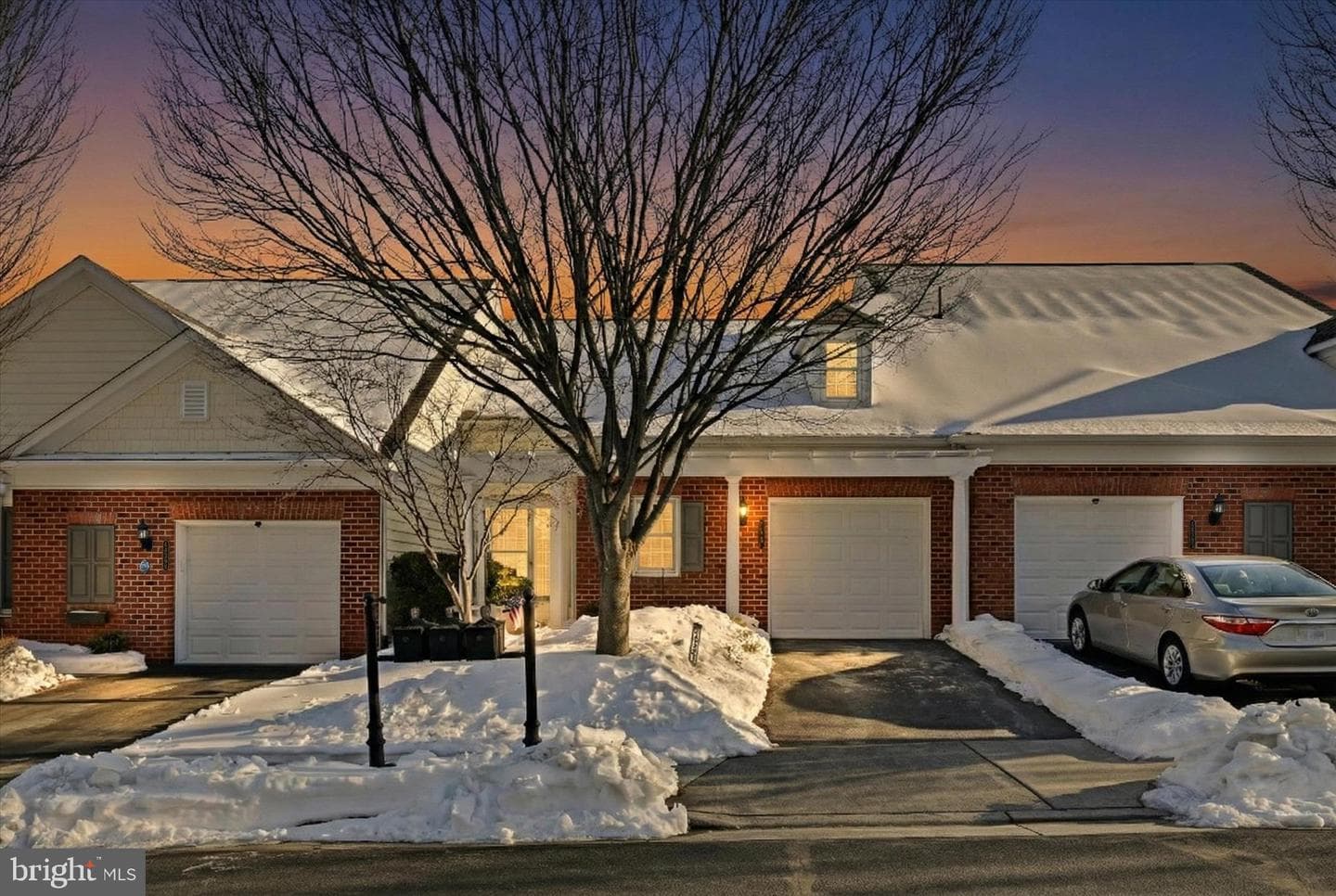 44397 Oakmont Manor Square photo 1