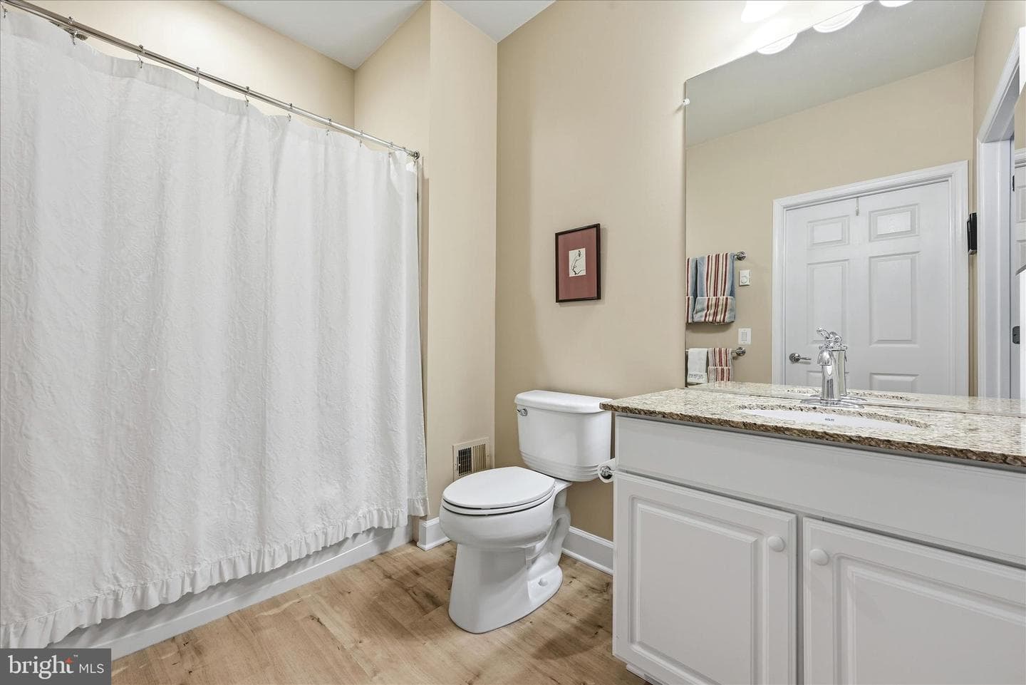 44397 Oakmont Manor Square photo 12