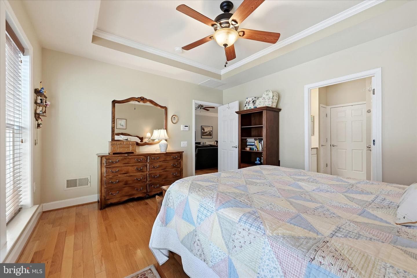 44397 Oakmont Manor Square photo 14