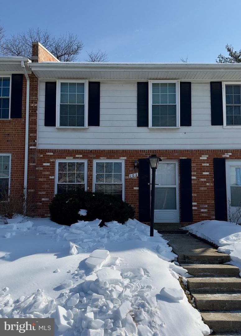 102 N Duke Drive