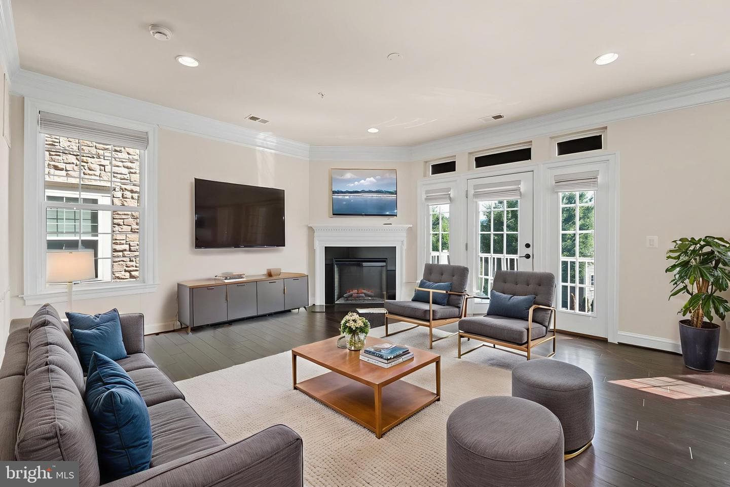 42612 Hardage Terrace photo 1