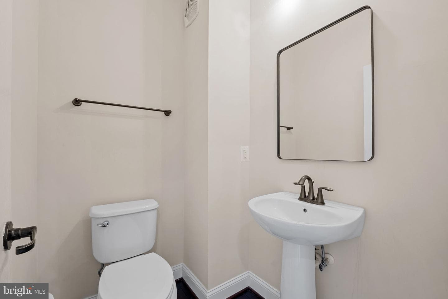 42612 Hardage Terrace photo 18