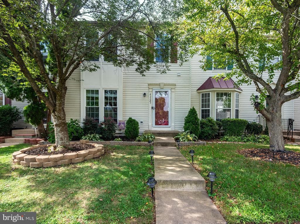 43287 Chokeberry Square photo 1