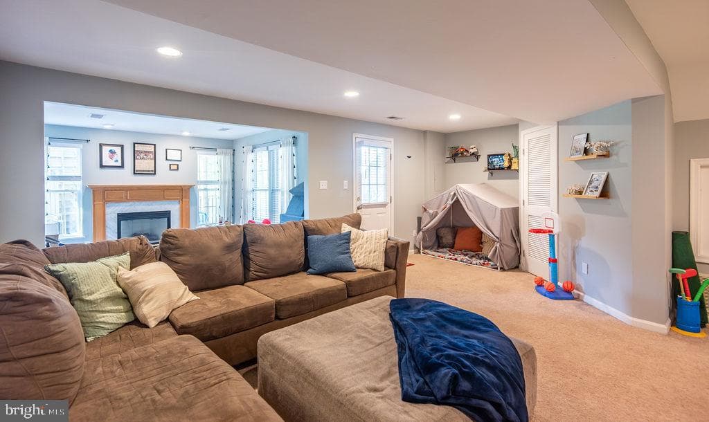 43287 Chokeberry Square photo 41