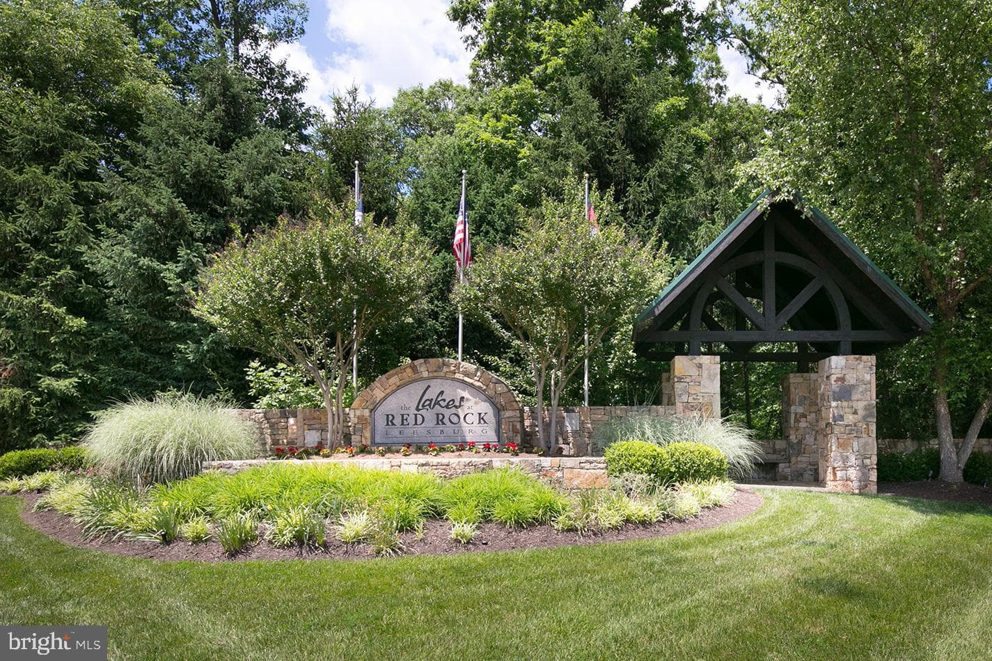 42937 Brookridge Court photo 3