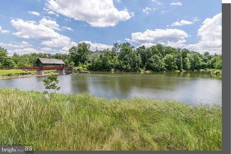 42937 Brookridge Court photo 5