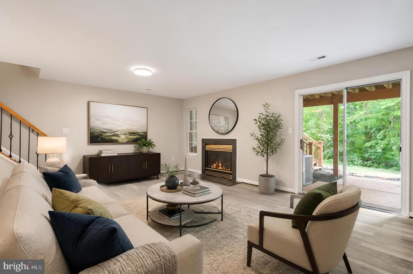 20877 Ivymount Terrace photo 3