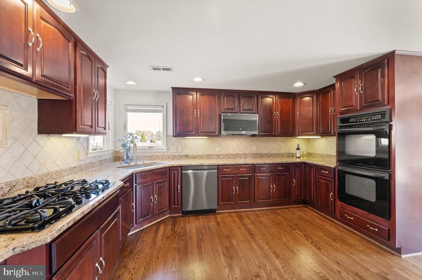 13840 Barnhouse Place photo 19
