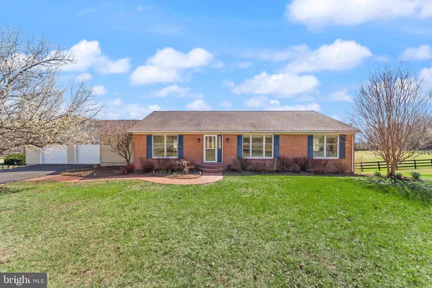 13840 Barnhouse Place photo 3