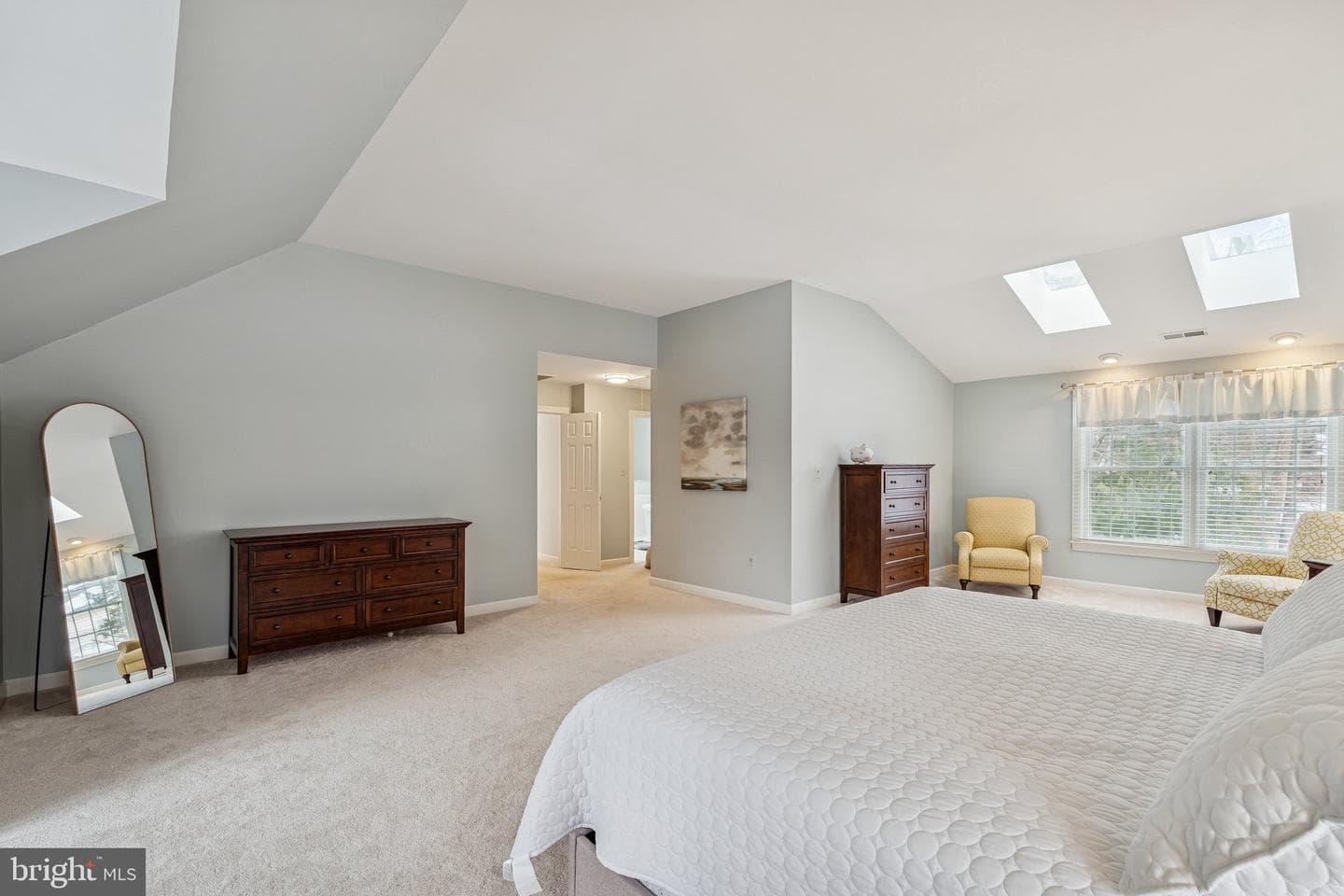 404 Beauregard Drive SE photo 22