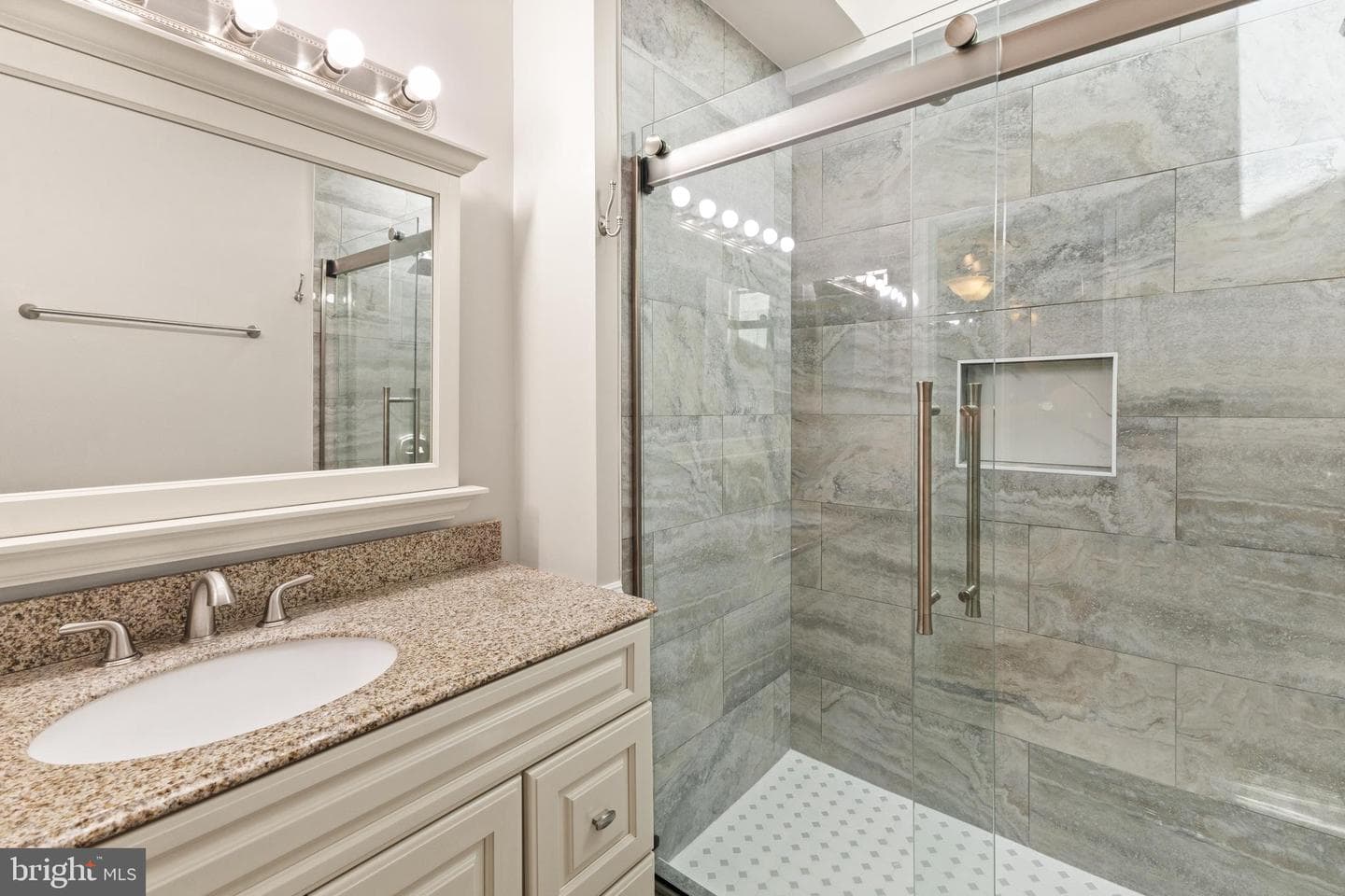 35159 Rosecroft Lane photo 28
