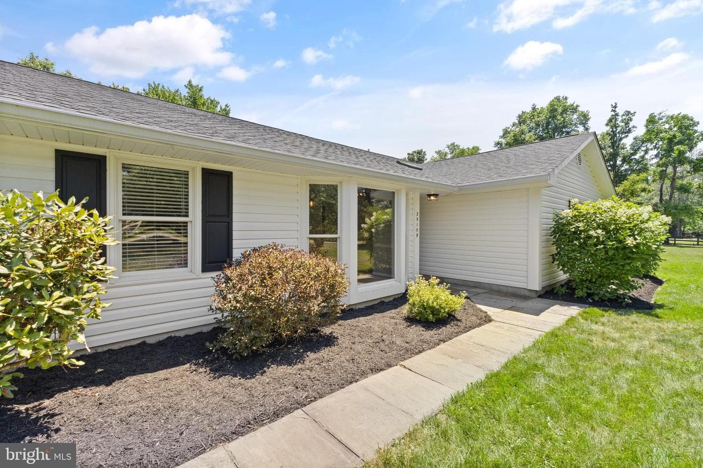 35159 Rosecroft Lane photo 3