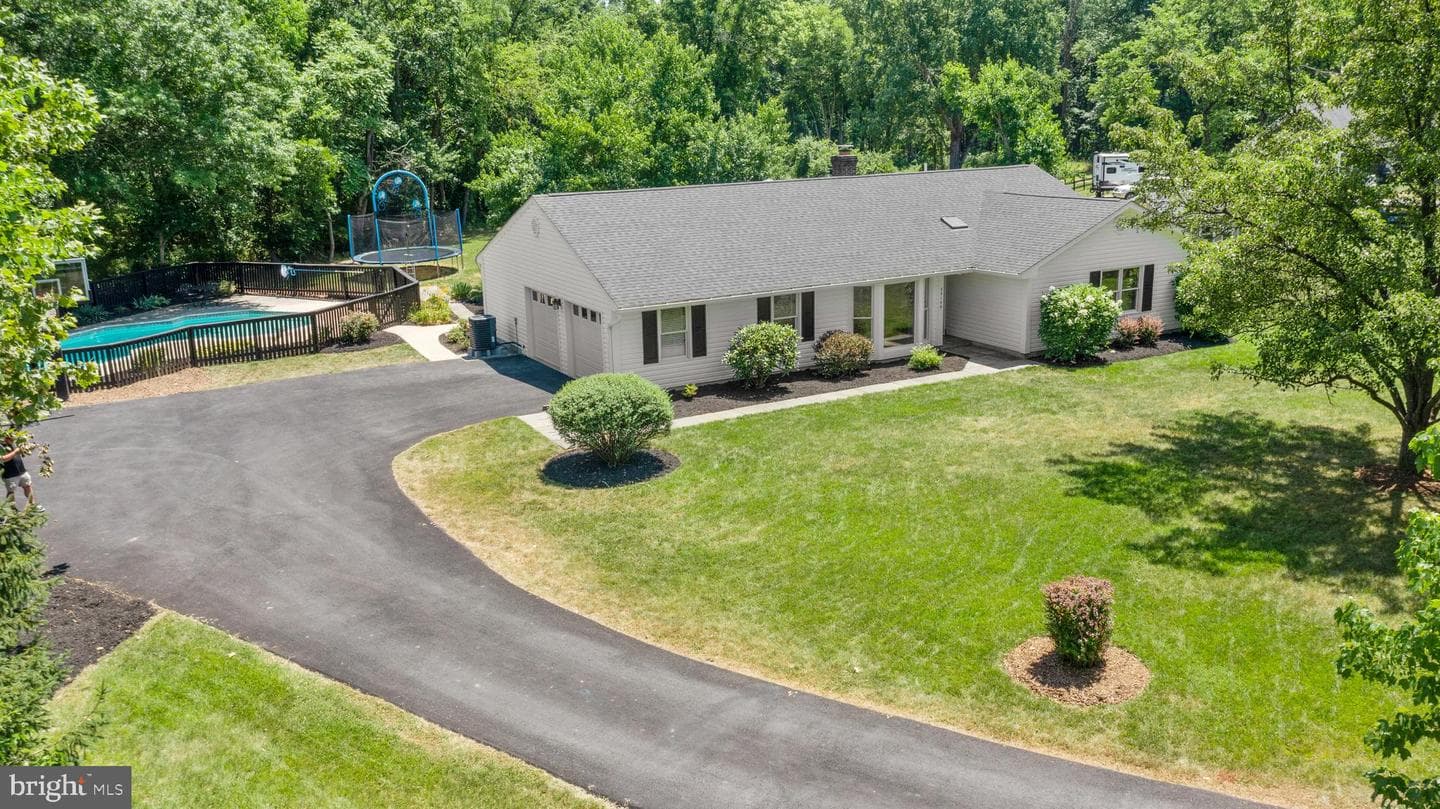 35159 Rosecroft Lane photo 41