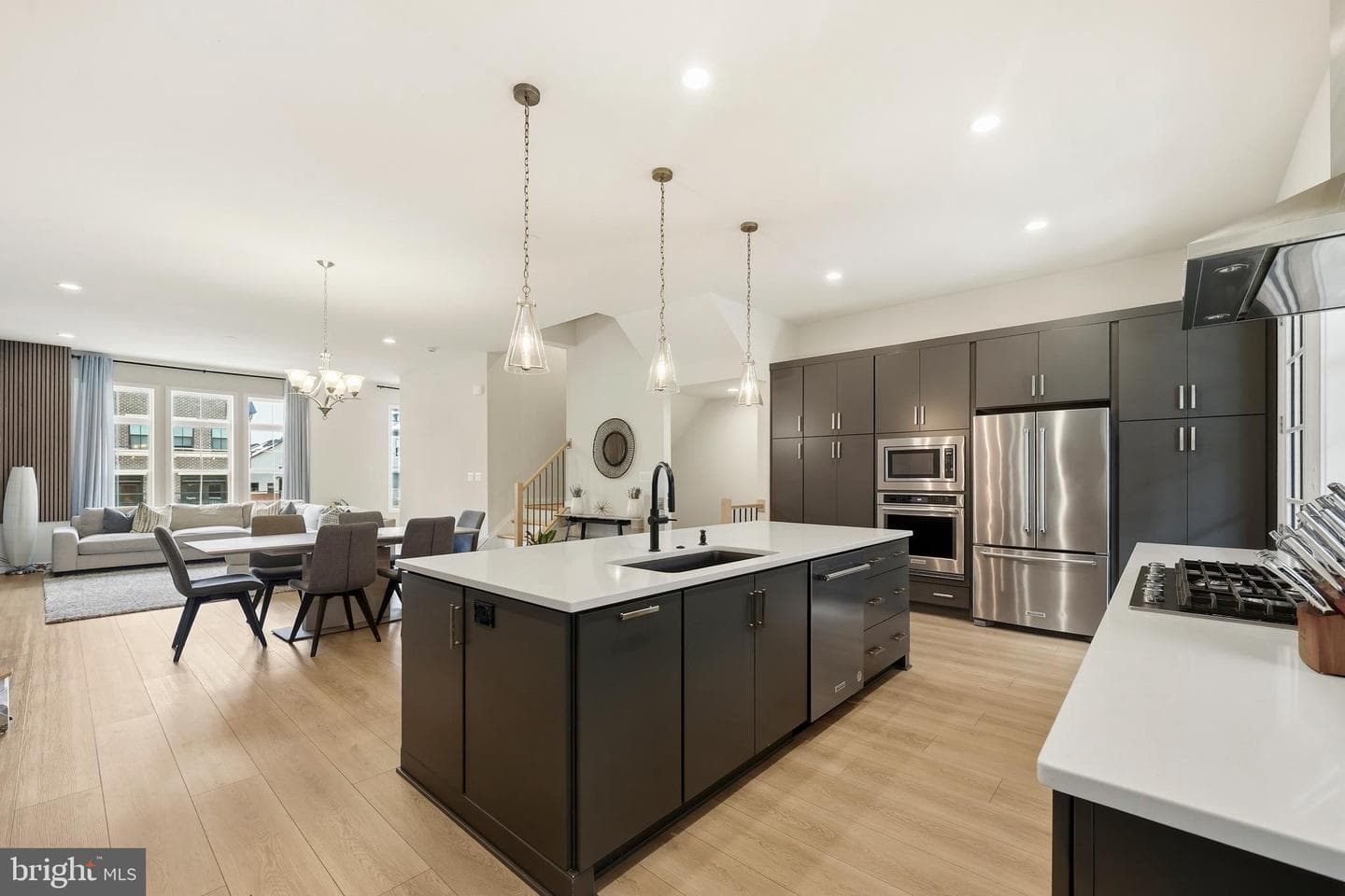 43416 Grandmoore Street photo 16