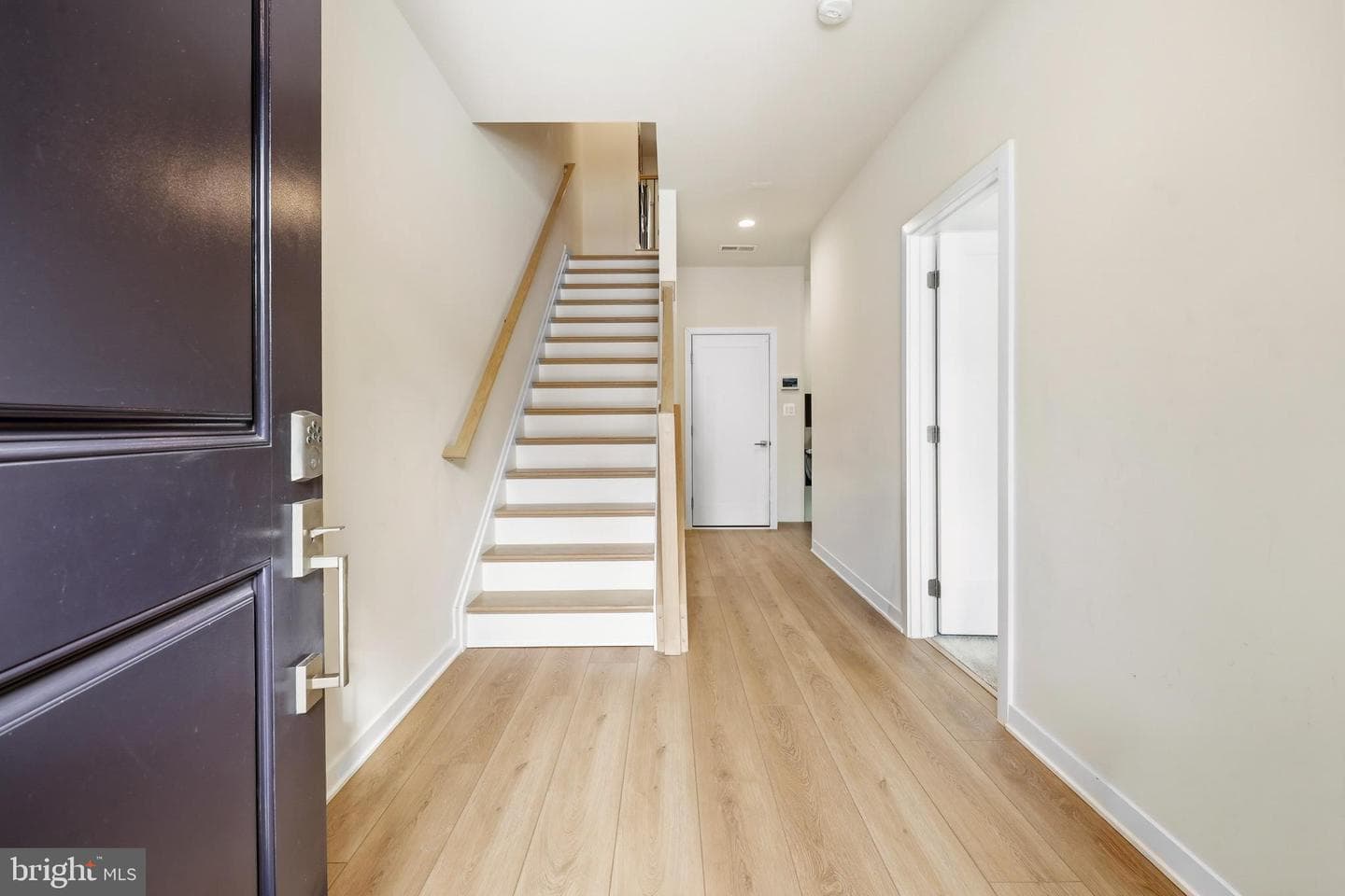 43416 Grandmoore Street photo 3
