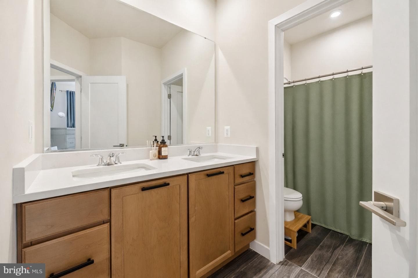 43416 Grandmoore Street photo 30