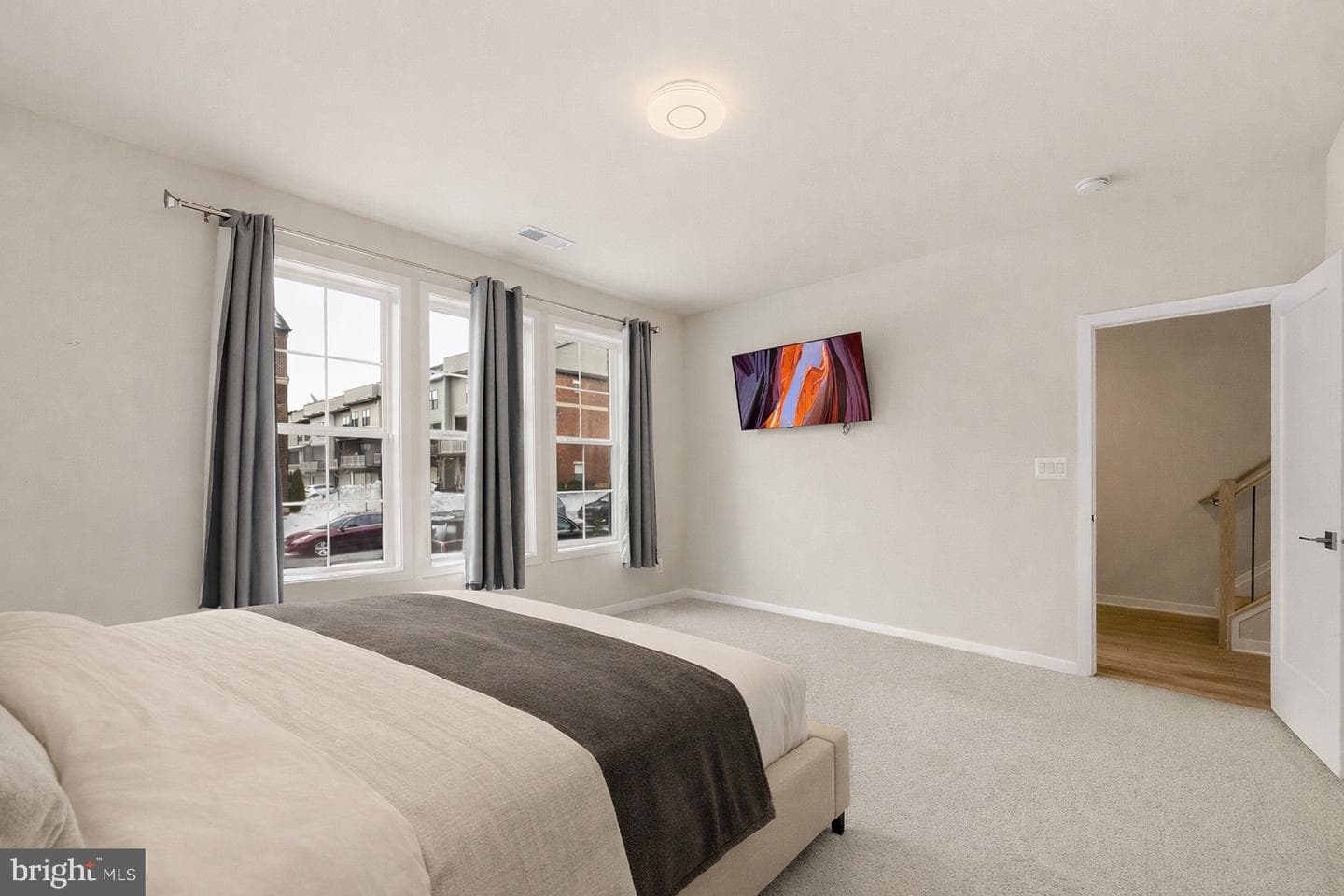 43416 Grandmoore Street photo 5