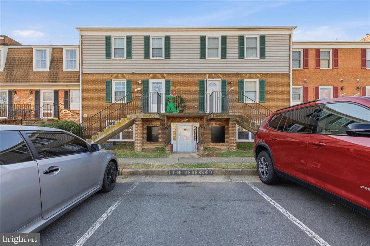 1023-A Margate Court photo 2