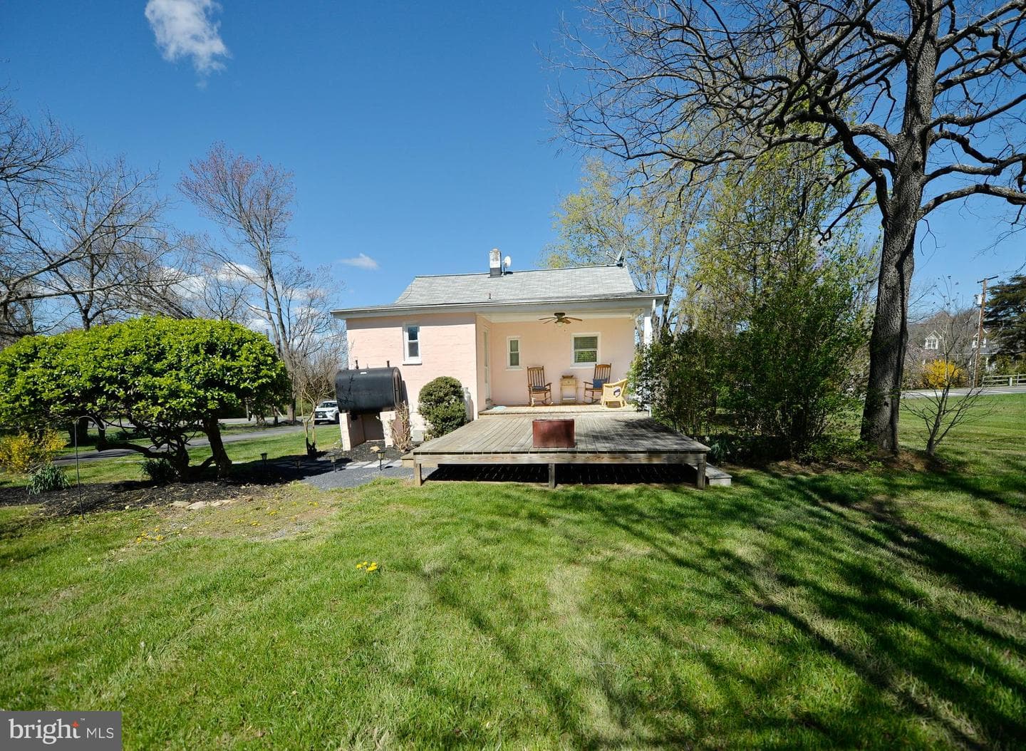 22282 St Louis Road photo 3