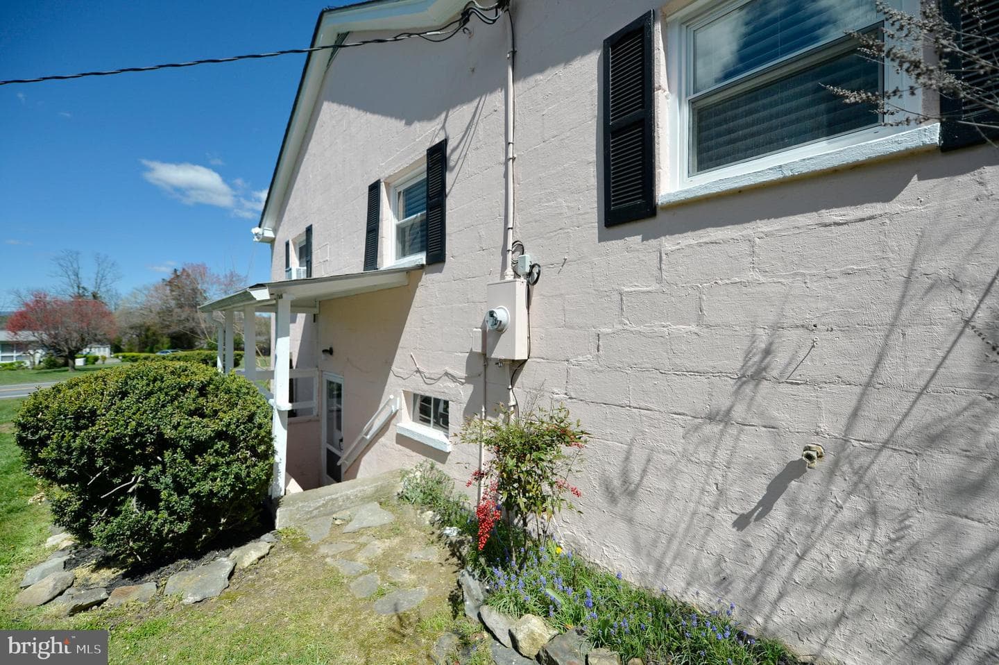 22282 St Louis Road photo 30